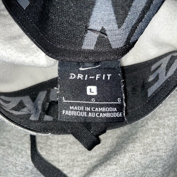 Nike grey Dri fit grey sweatpants - Picture 2 of 4